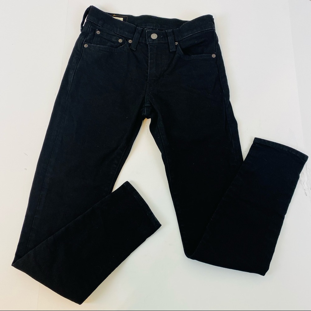 NWOT Levi’s Skinny Taper Black Denim W28”x L30”